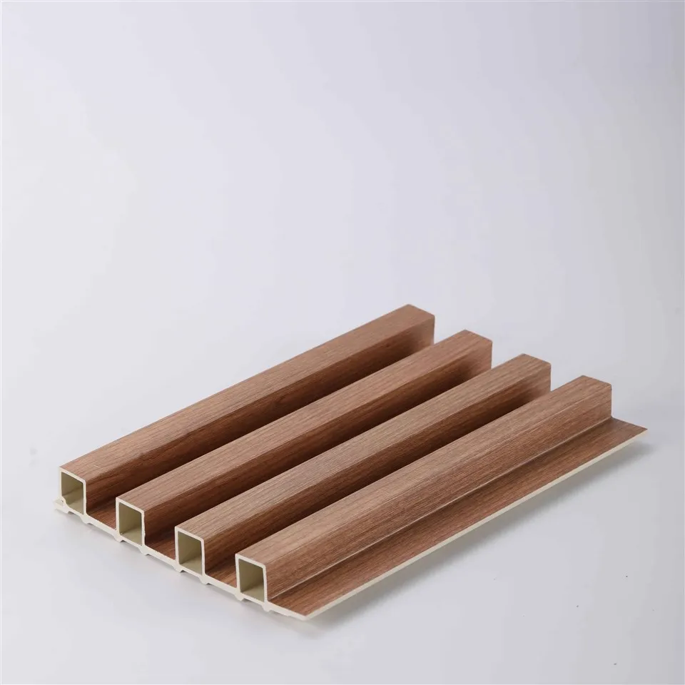 WPC -Paneele für die Verkleidung der Innenwände